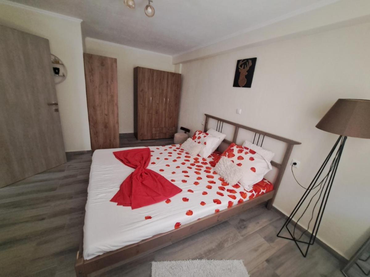 Irida Apartment Kavala Bagian luar foto